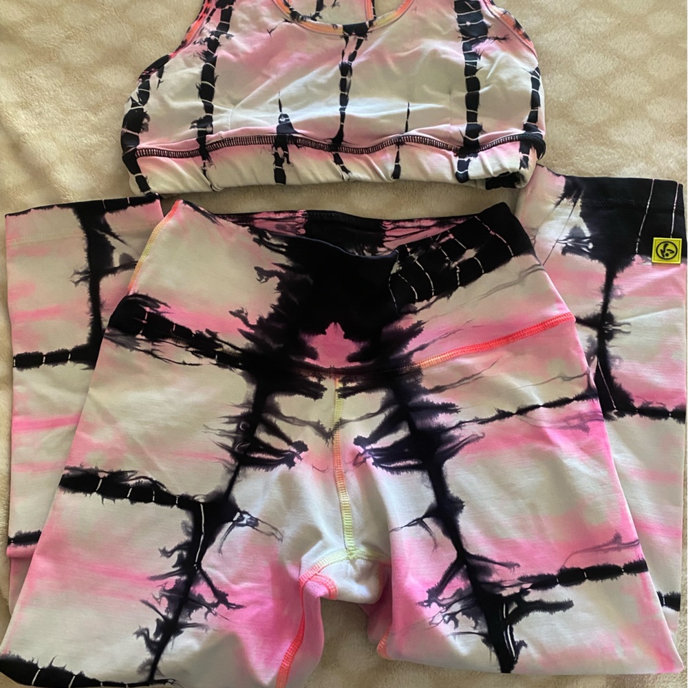 Zumba wear Tie-Dye Sports Bra and Leggings Set